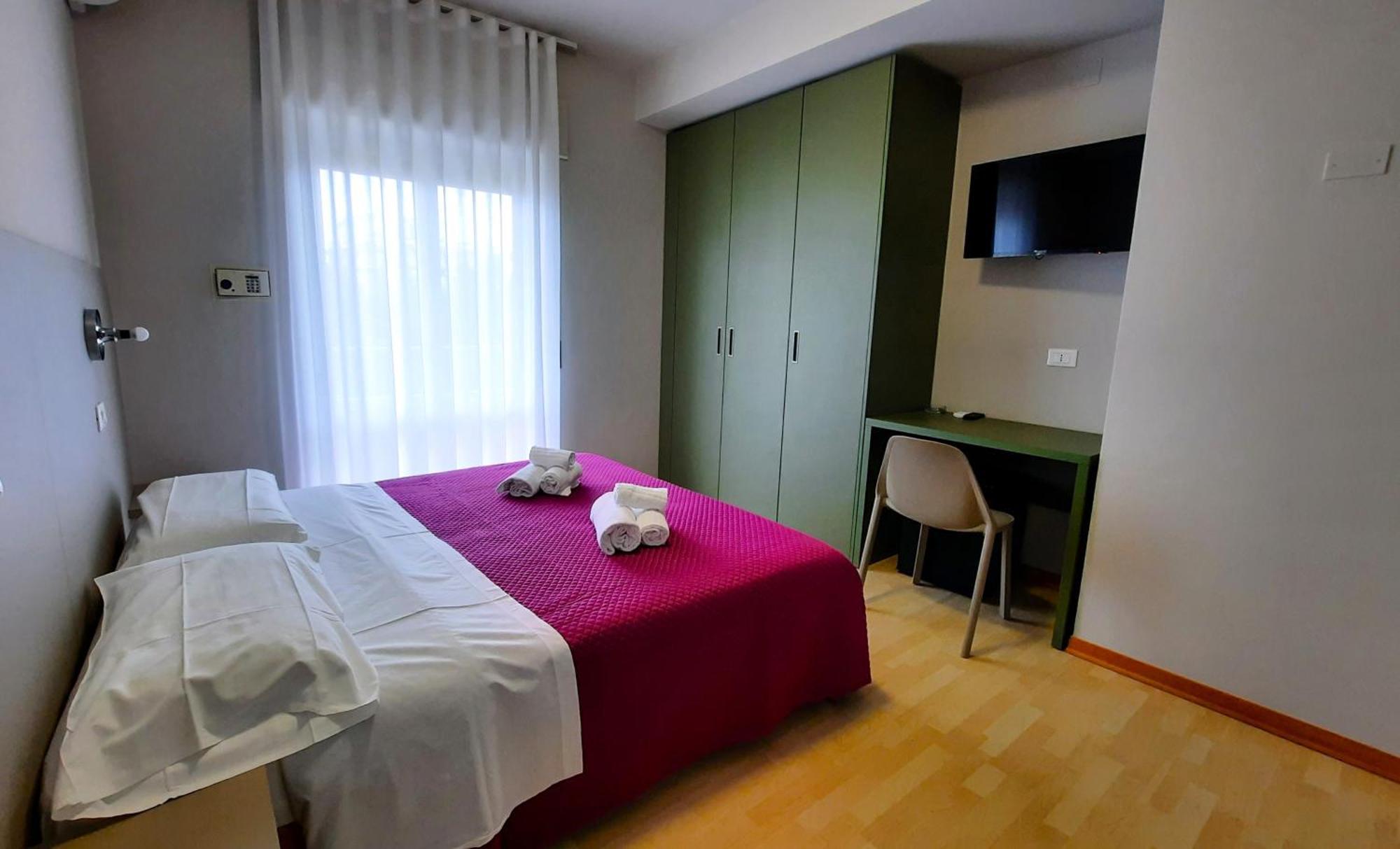Hotel Pineta San Benedetto del Tronto Exterior photo